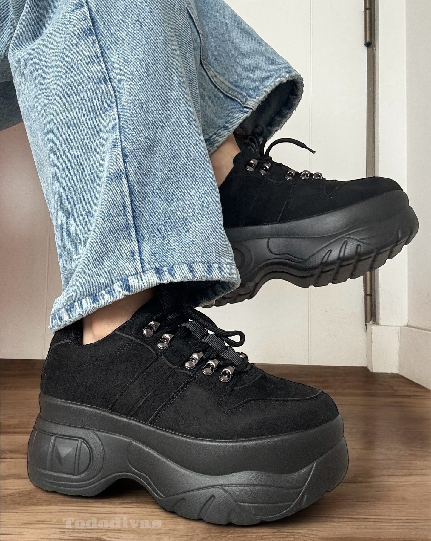 Zapatillas Plataforma Martina Gamuza