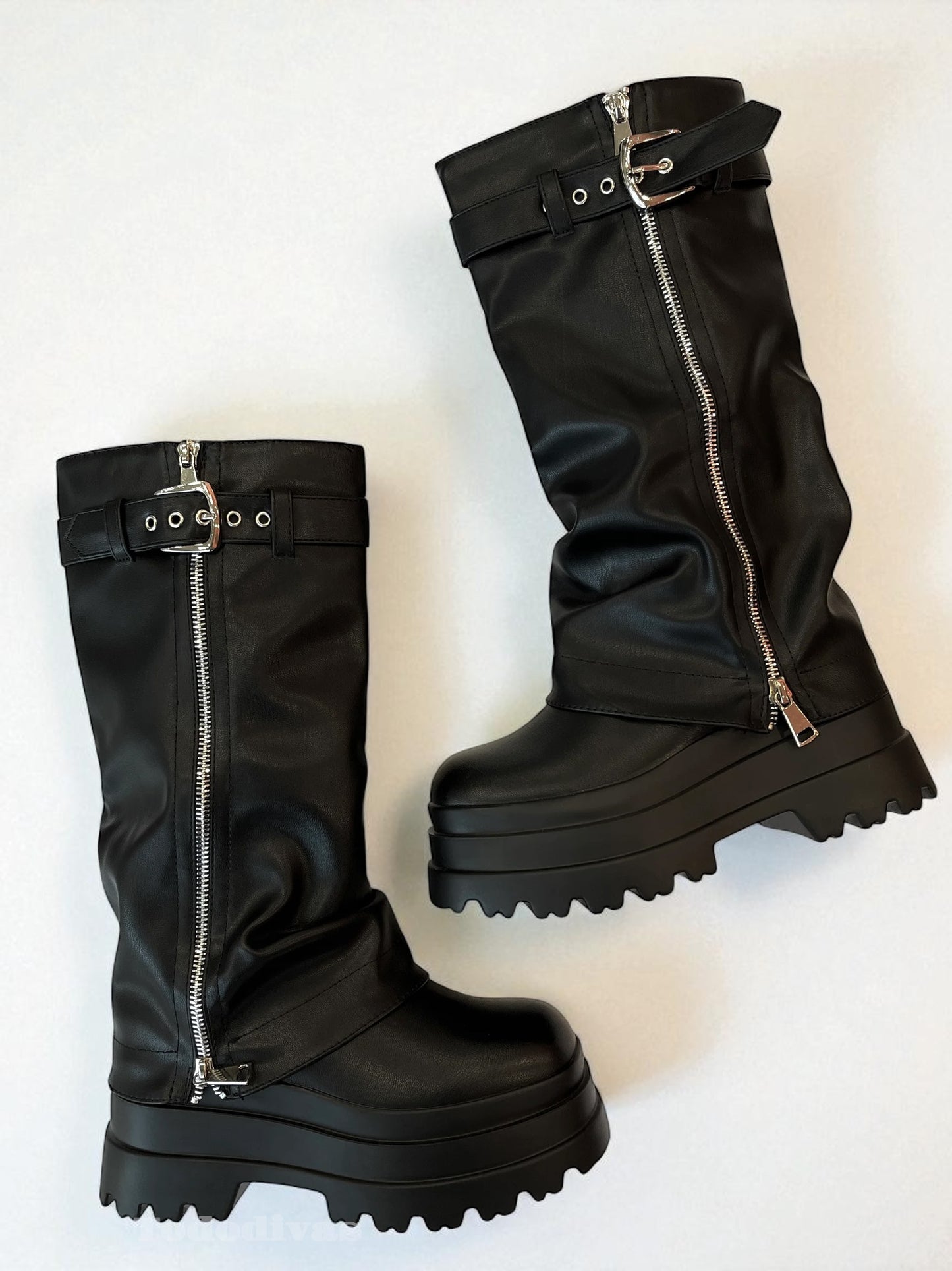 Bota Shark🖤