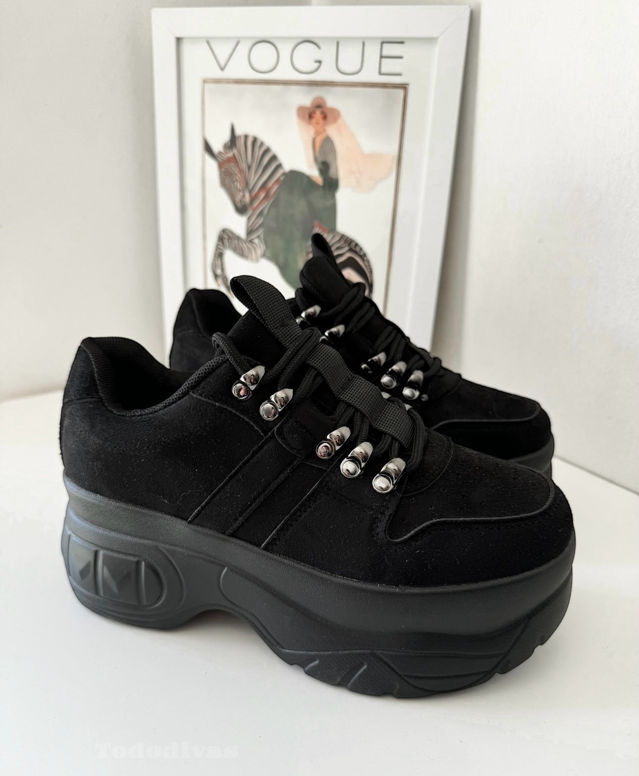 Zapatillas Plataforma Martina Gamuza